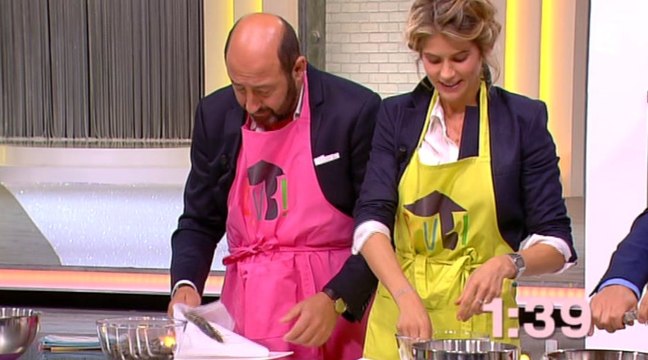 Kad Merad provoque un fou rire - ZAPPING PEOPLE DU 22/10/2014