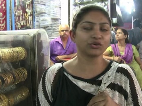 Inde: les fêtes hindoues, période bénie pour les orpailleurs de Calcutta