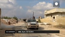 Free Syrian Army rebels battle Syrian regime forces