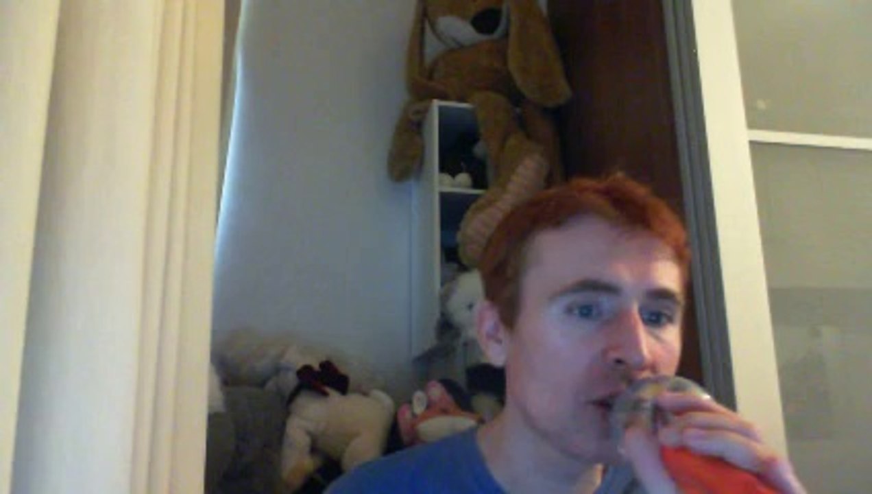 Wiwi égratigne "true love" de Pink & Lily Allen