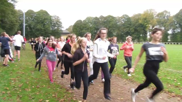 Cross du collège d'Avesnes-le-Comte