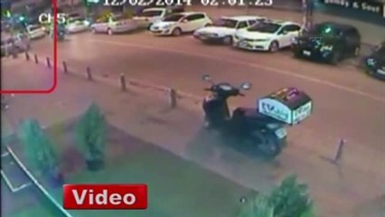 Sollama Yapan Genci Öldürüp Müzikholde Stres Attı