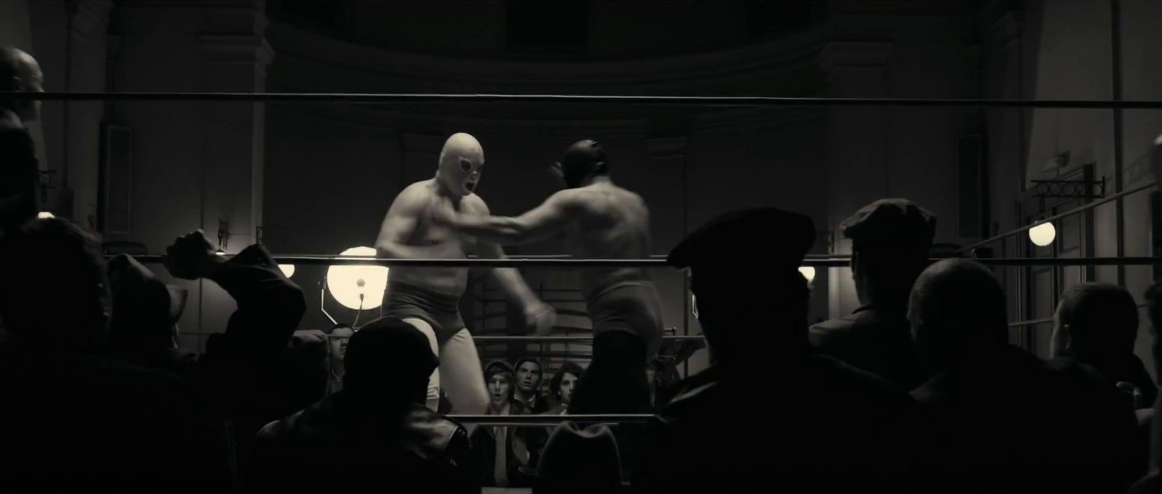 NOS HEROS SONT MORTS CE SOIR Extrait du Film # 2 _Le Début du Combat_