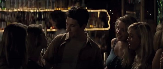 _Ivre, en soirée_ THE SPECTACULAR NOW Extrait du film # 1