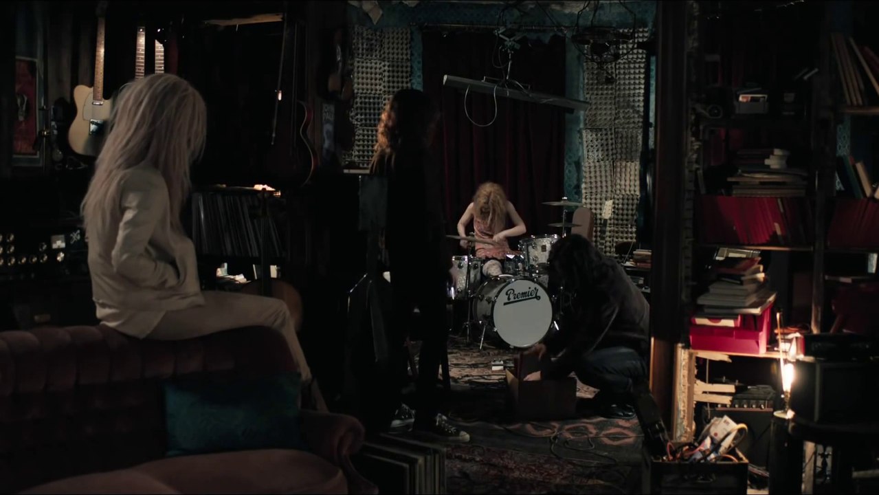 ONLY LOVERS LEFT ALIVE Extrait du Film # 2 [VOST]