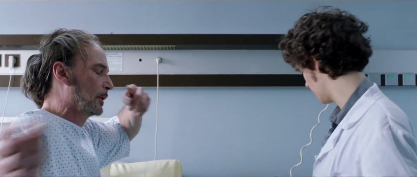 _40 bières par Jour __ HIPPOCRATE Extrait du Film avec Vincent Lacoste