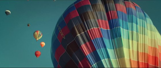 PARTY GIRL Bande Annonce