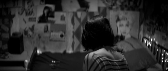 A GIRL WALKS HOME ALONE AT NIGHT Bande Annonce (2014)