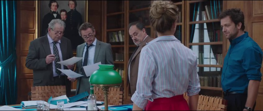 TIENS TOI DROITE - La Bande Annonce _Marina Foïs_