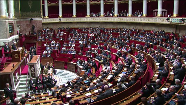 AFP - Le JT, 2e édition du mercredi 22 octobre. -Total: Patrick Pouyanné et Thierry Desmarest, un duo solide et rassurant selon la CFDT-Canada: une vingtaine de coups de feu ont été tiré au Parlement à Ottawa-Politique: tensions entre l'exécutif et