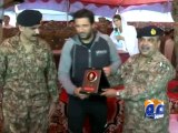 'Afridi-11' win exhibition match in Bannu camp for displaced-Geo Reports-22 Oct 2014