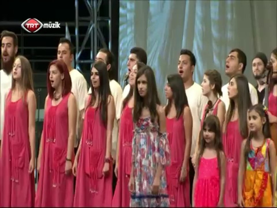 Pamukkale Üniversitesi Türk Halk Müziği Topluluğu-Denizli'nin Horozları-Türkçevizyon