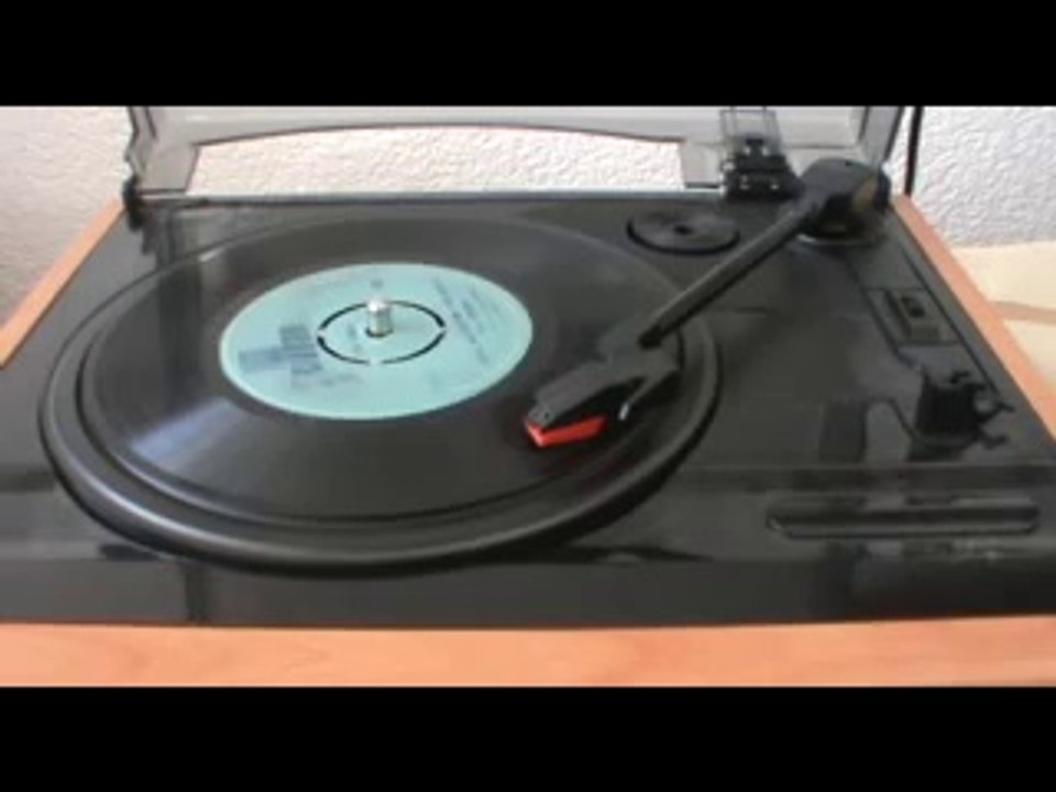 Aşık Gülabi-Sefil Baykuş Ne Yatarsın Bu Yerde ( plak )