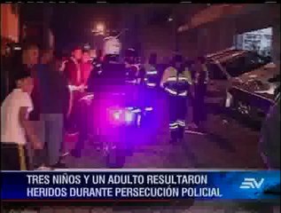 Patrullero atropelló a 3 niños y su madre en Quito