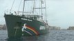Napoli - La nave di Greenpeace nel porto (23.10.14)