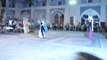 Danses à Bukhara et présentation des musiciens avant le défilé de mode