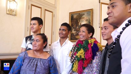 La ministre des Outre-mer a reçu une classe de lycéens de Wallis-et-Futuna " dans le cadre des cordées de la réussite éducatives "