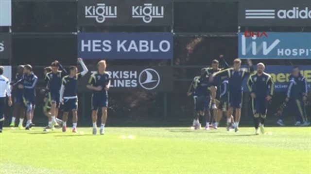 Fenerbahçe'de Mehmet Topal ve Caner Erkin Takımla Çalışmalara Başladı