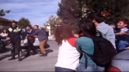 Validebağ'da Zabıta - Eylemci Kavgası