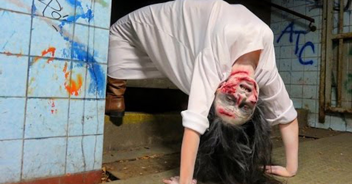 Exorcist Demon Spider Walk Prank!
