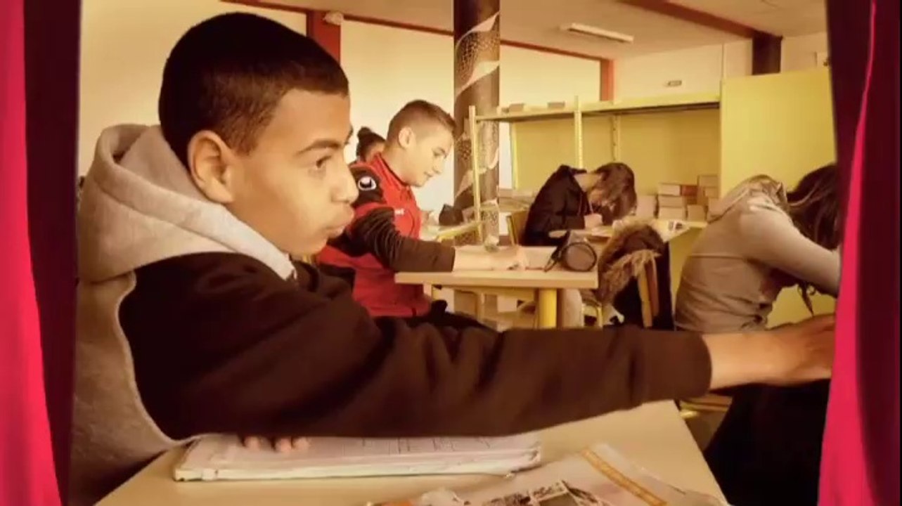 L'enfer... il est dans ma classe Ma trousse !