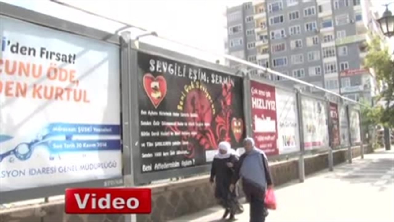Dev Billboard ile Eşinden Özür Diledi