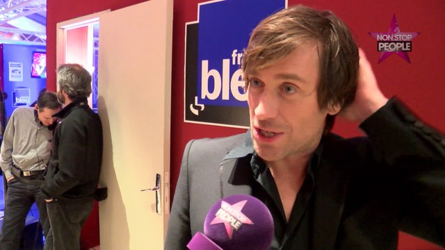 Renaud persuadé que plus personne ne l'aime , les artistes se mobilisent