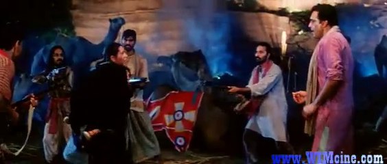 Shakti (2002)_clip4