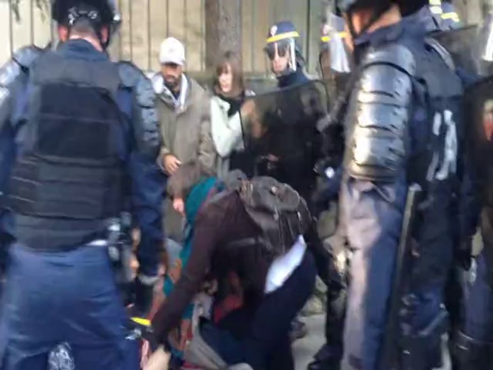 Un policier de la BAC arrache son téléphone à Montpellier journal