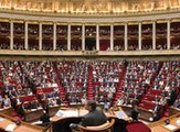 TRAVAUX ASSEMBLEE 14E LEGISLATURE : Discution sur les professions réglementés avec le ministre E, Macron,