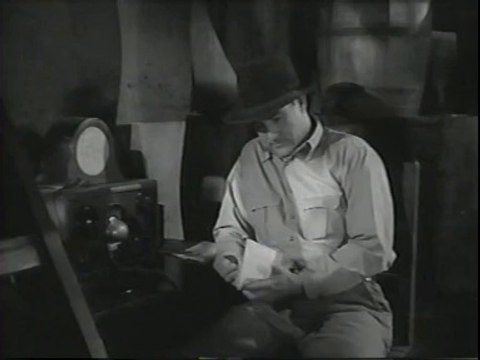 Manhunt on Mystery Island Chapter 4: The Lethal Chamber - ComicWeb Serial Cliffhanger Theater