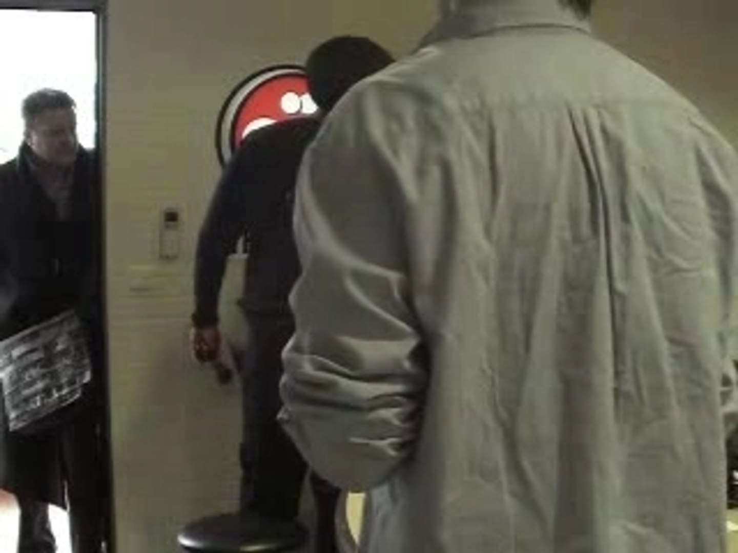 Doc Gyneco Pete Les Plombs Sur Oui Fm Video Dailymotion