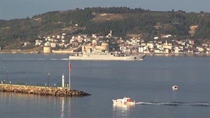 Rus Askeri Gemisi Çanakkale Boğazı'ndan Geçti