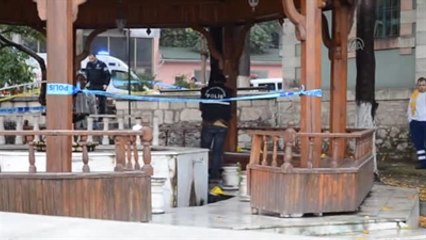 Cami Bahçesinde Erkek Cesedi Bulundu