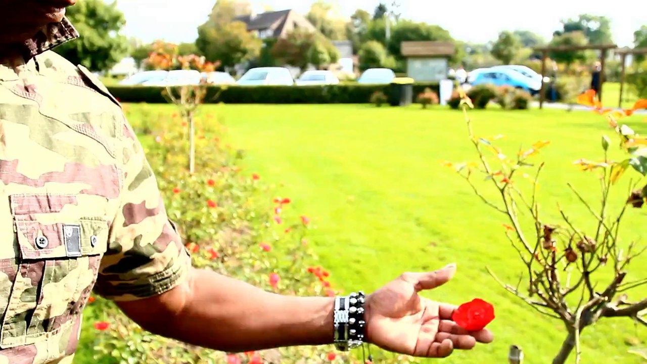 Lovert-sentiments partagés' clip officiel 2014