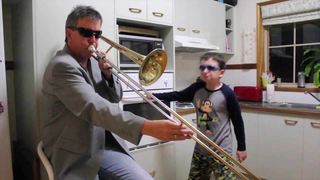 Daddy plays trumpet and son plays oven : cover of Freaks (Timmy Trumpet & Savage)