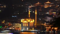 Ahmet Özhan    -    Geçti Bir Yıl Yine Bir Mah-ı Muharrem Geldi (Video)