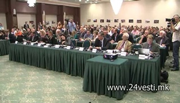 NOVINARITE ZA KEZAROVSKI 24 10