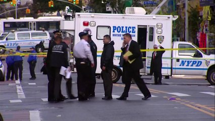 New York : un homme attaque des policiers à la hache