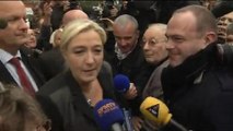 Afflux de migrants: Marine le Pen à Calais