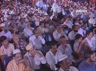 Zakir Naik Salaah part 2 - YouTube