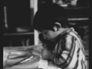 Nuri Can - Ben senin çocuksu gülüşünü sevdim en çok