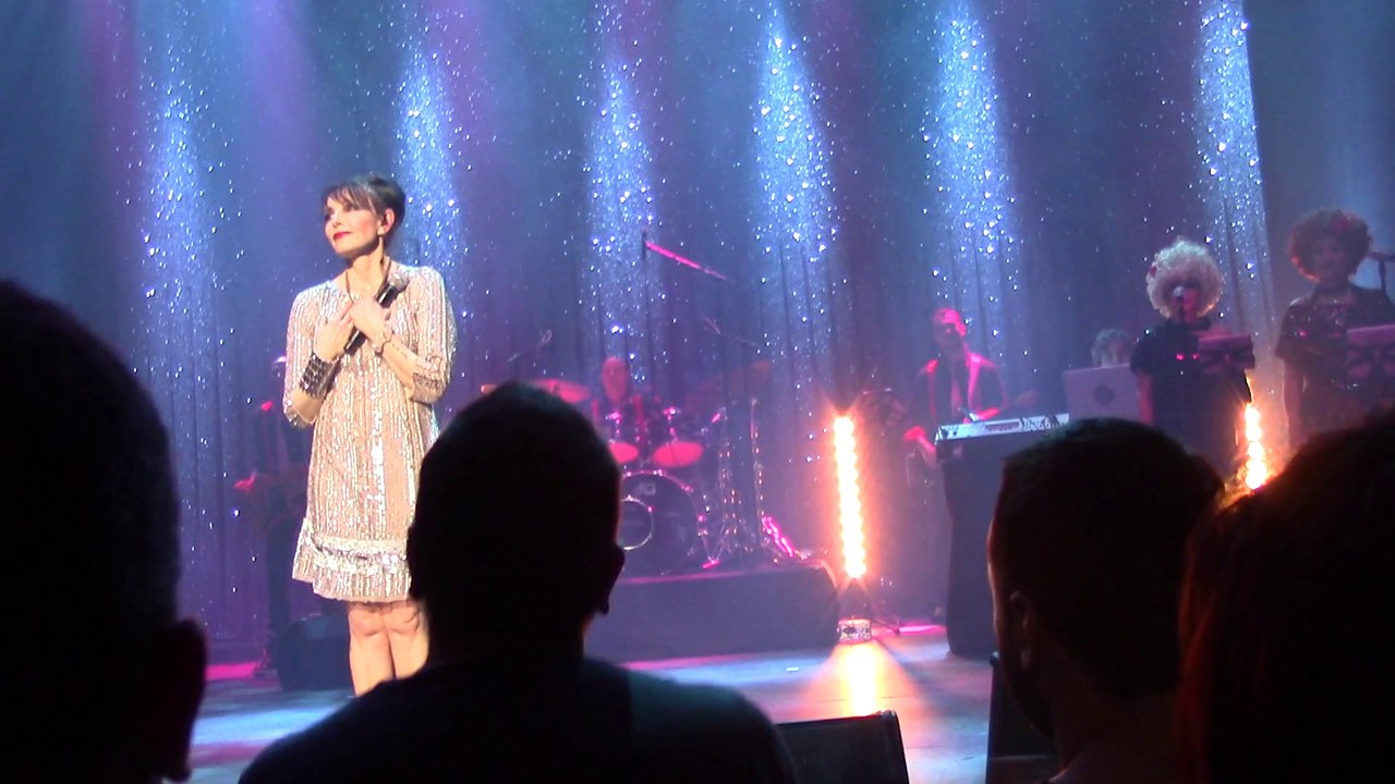 Jeanne Mas Folies Bergère 17 10 2014