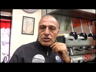 Napoli - L'autobus del Napoli scortato (24.10.14)
