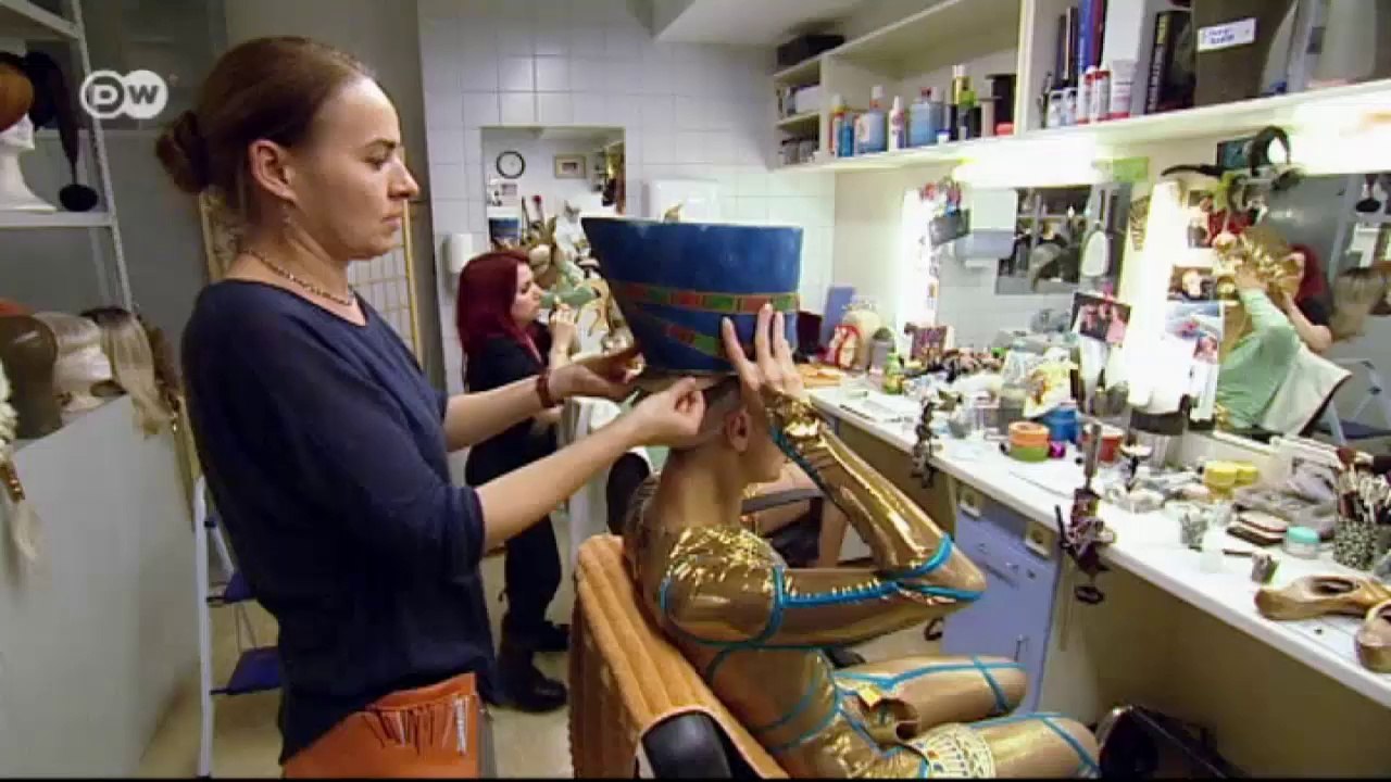 Showtime 05: Die Premiere | Euromaxx