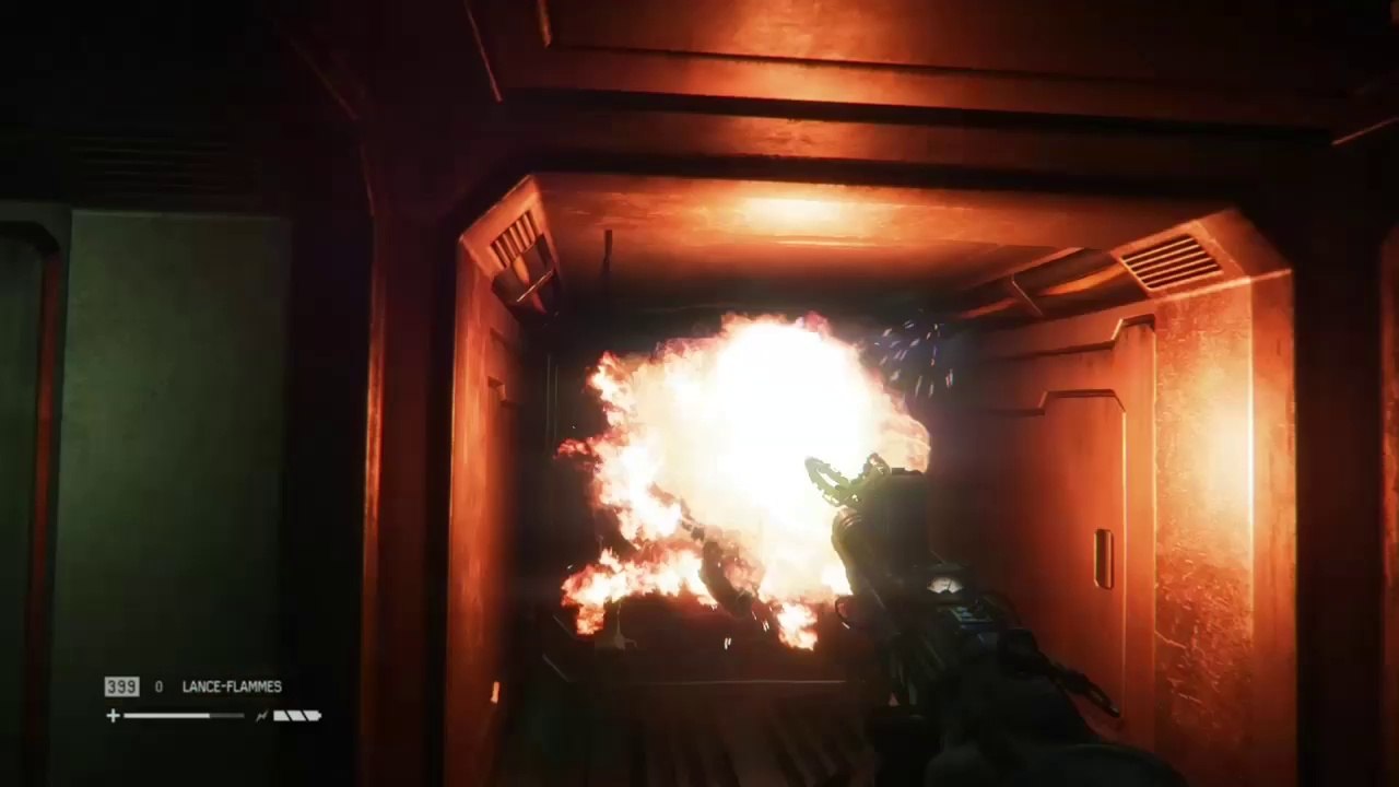 cache cache avec un xenomorphe