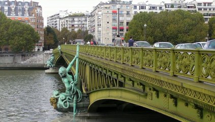 PARIS, et ailleurs.