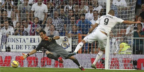 Real Madrid - FC Barcelone (3-1) : le but de Karim Benzema