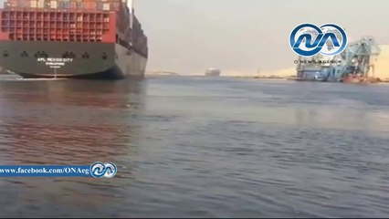 إنتظام الملاحة بجوار الكراكة الصديق بقناة السويس