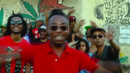 DJ NATAL & MARTIORA FREEDOM  -  Halalao  (gasy 2014 HD - malagasy)